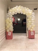 	Popcorn Balloon Arch		